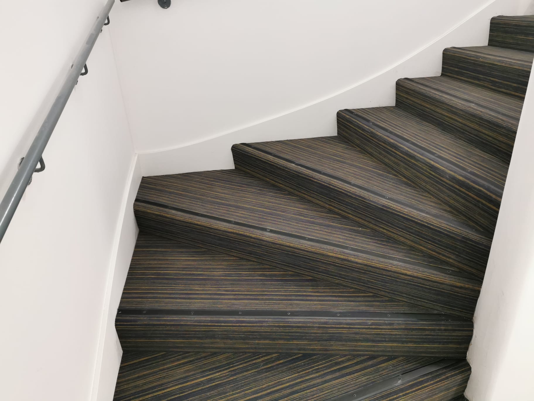 montare mocheta scari